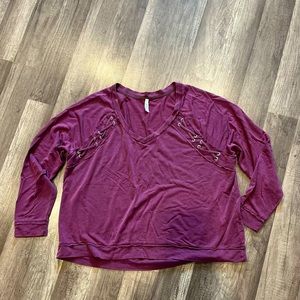 Lightweight long sleeve shirt size Xl
